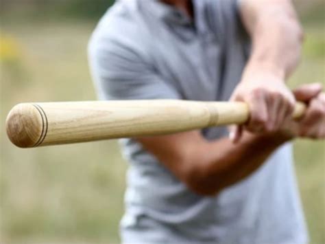 The Impact of Choosing the Right Bat on Enhancing Performance