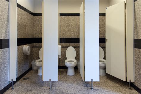 The Link Between Public Restrooms and Feelings of Vulnerability