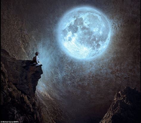 The Lunar Impact on Human Imagination and Dream World