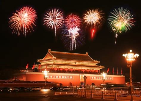 The Origins of Fireworks: From Ancient China to Modern Celebrations