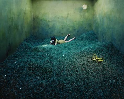 The Psychological Effects of Disturbing Dreamscapes