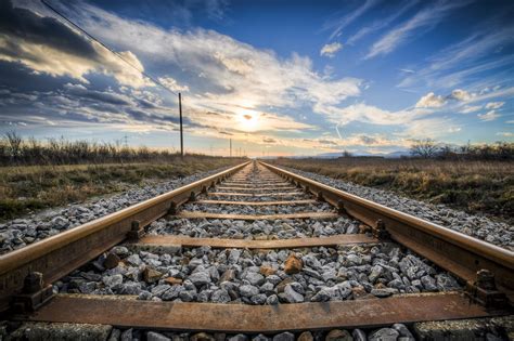 The Psychological Interpretation of Dreams Involving Railway Paths