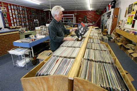 The Resurgence of Vinyl: How Record Shops Are Meeting the Demand for Vintage Music