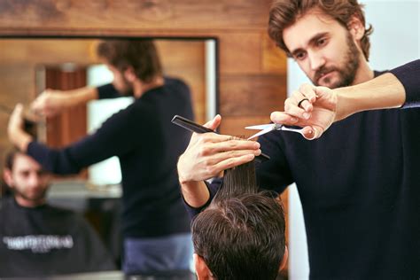 The Rise of Male Hair Stylists: A New Era in Beauty