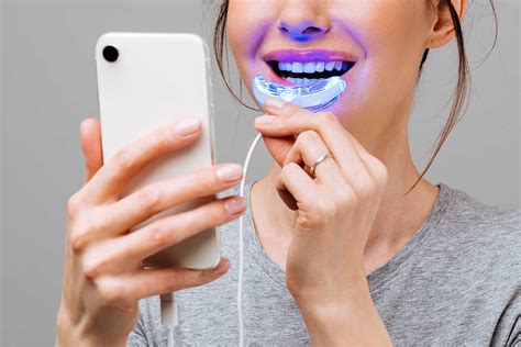 The Risks of DIY Methods for Teeth Whitening