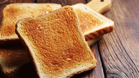 The Science Behind Toast: How Heat Transforms Bread into an Irresistible Delicacy