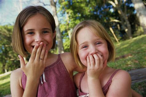 The Sibling Connection: Analyzing the Relationship Between Sisters in Dreams