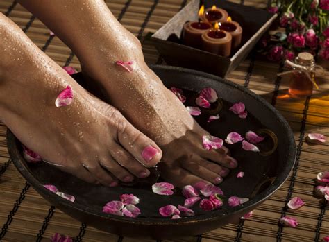 The Significance of Dreaming About Exfoliating Skin on the Feet