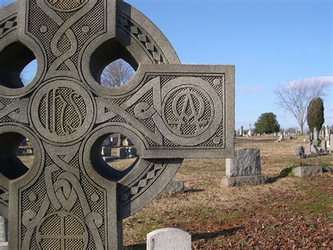 The Significance of Symbols: Deciphering the Meaning behind Graveyard Iconography