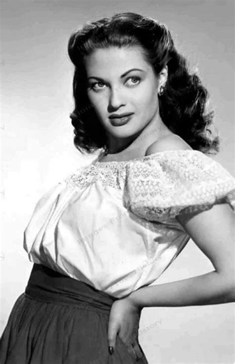 The Stunning Height of Yvonne De Carlo