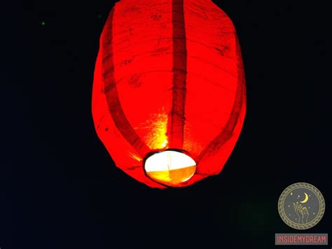 The Symbolism of Red in Lanterns: Unraveling the Significance of Color in Dreams