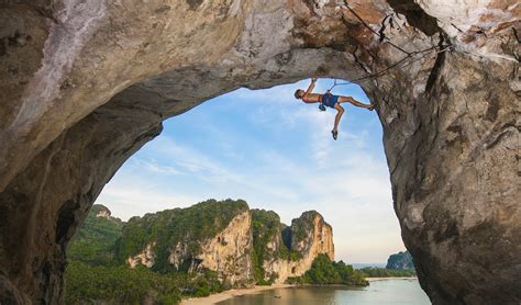 The Top Cliff Climbing Destinations Around the Globe