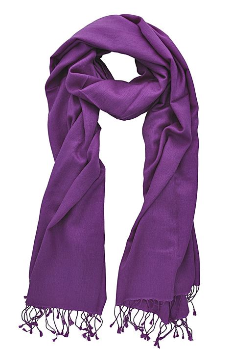 The Various Varieties of Purple Scarves: From Silk to Cashmere