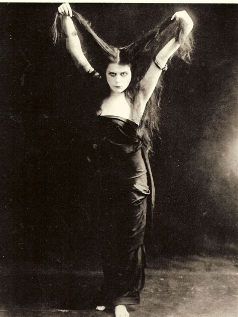 Theda Bara: A Pioneer for Women in Cinema