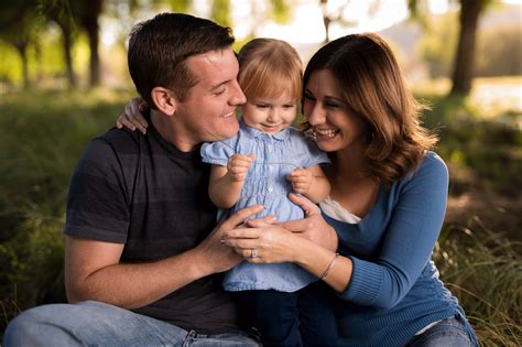 Tips and Tricks for Achieving the Ideal Family Pose