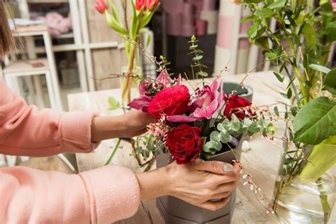 Tips for Maintaining the Freshness and Elegance of Your Floral Arrangement