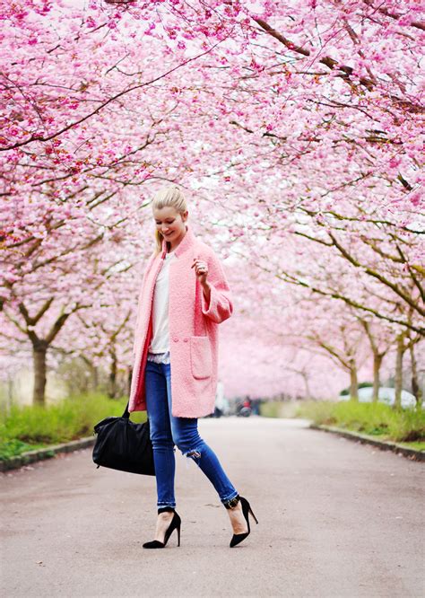 Trends and Style: April Blossom's Fashion