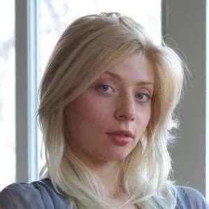 Uliya L Oksan Net Worth