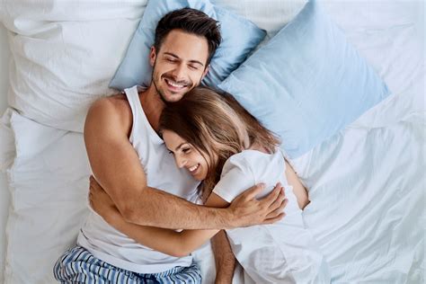 Understanding the Impact of Intimate Dreams on Relationship Dynamics