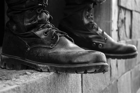 Understanding the Significance of Safety Footwear in the Workplace