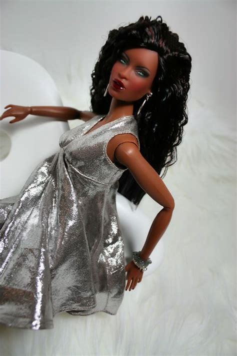 Unique Fashion Sense and Stylish Choices of Vivica Doll