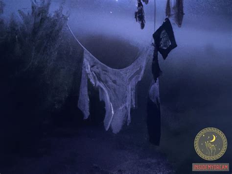 Unraveling the Meaning Behind Hanging Laundry in Dreams