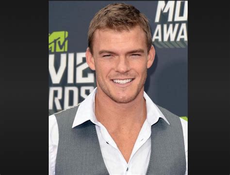 Unveiling Alan Ritchson's Impressive Height