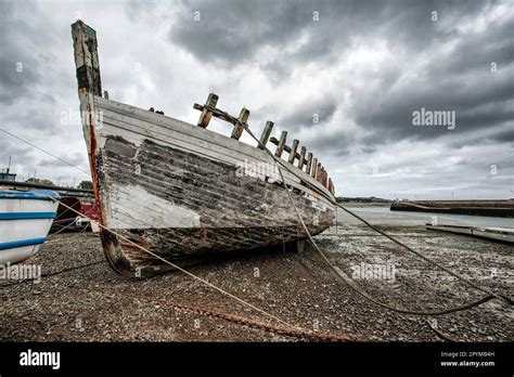 Unveiling the Serenity of the Shore during Ebb