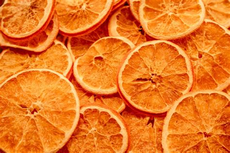 Unveiling the Therapeutic Potency of Citrus: Exploring the Healing Properties and Applications of Lemon