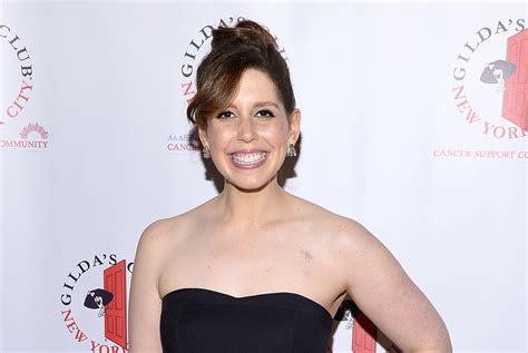 Vanessa Bayer: Early Life and Education