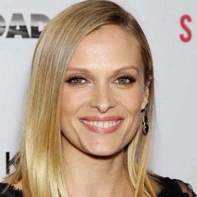 Vinessa Shaw: Net Worth and Achievements