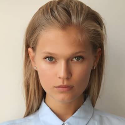 Vita Sidorkina's Early Life and Childhood