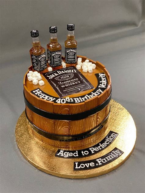 Whiskey Cakes' Early Life and Background