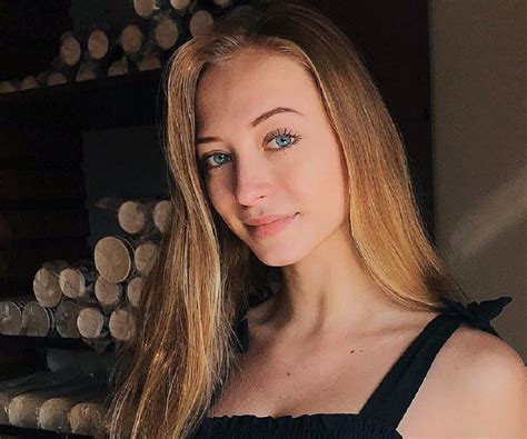 Who is Sophia Diamond?