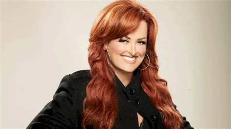 Wynonna Judd's Height and Figure