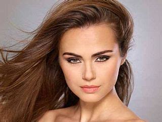 Xenia Deli Biography: Early Life and Career Beginnings