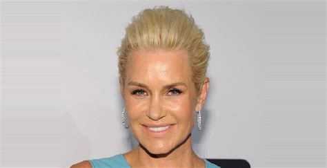 Yolanda Foster's Early Life and Career Beginnings