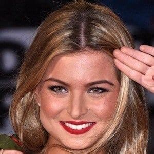 Zara Holland Bio