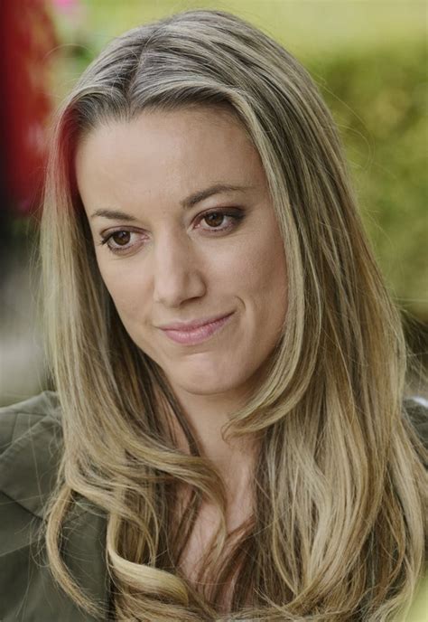 Zoie Palmer Biography